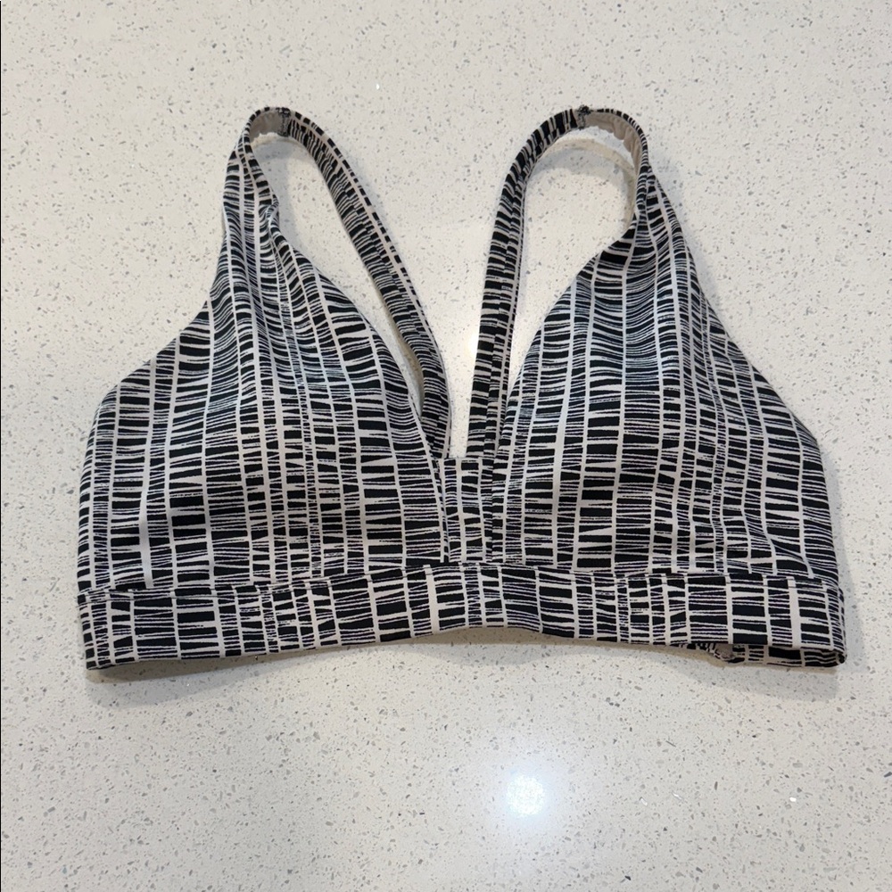 Victorias Secret Stylish Black and White Women's Bra size medium